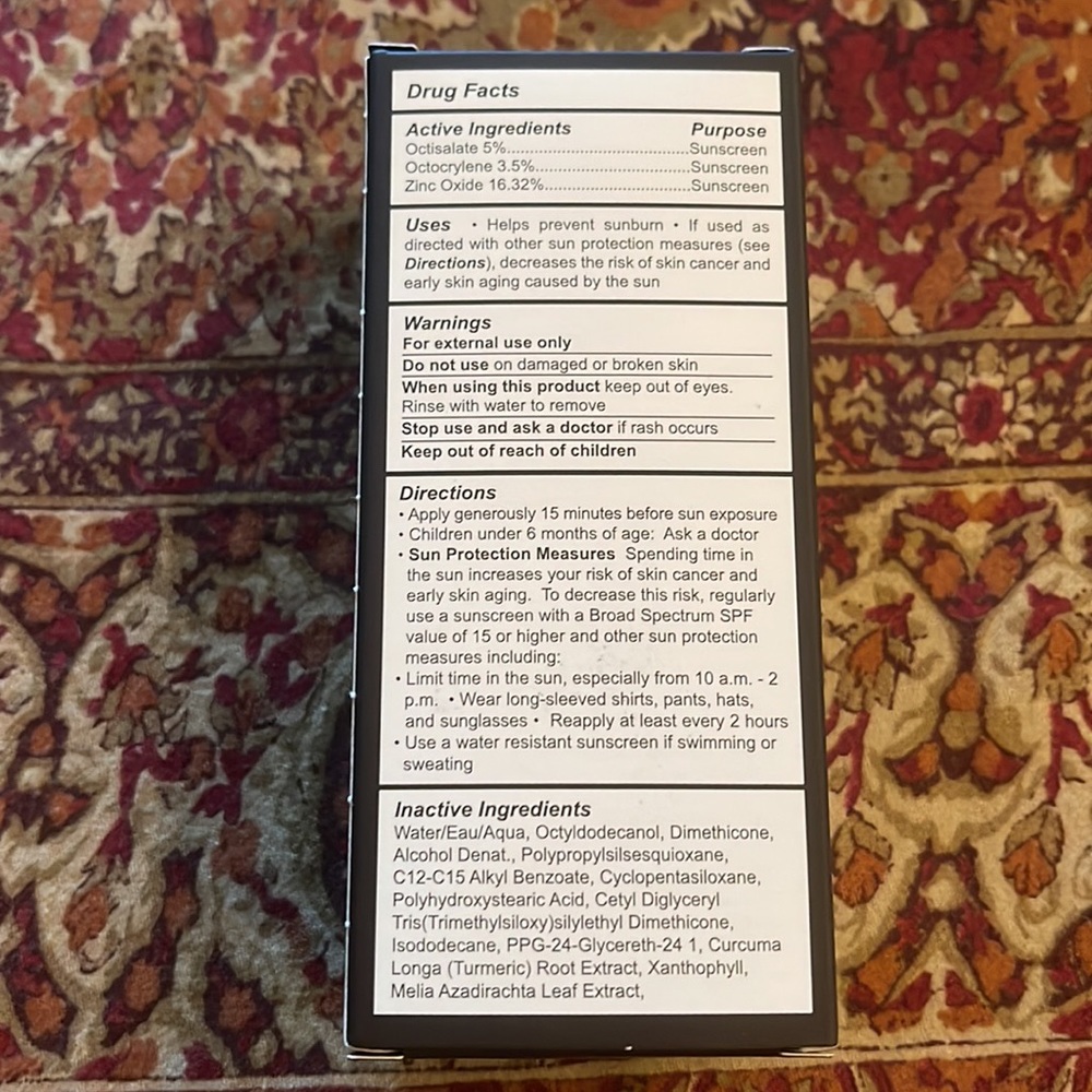 NWT Sunday Riley Broad Spectrum SPF - Picture 3 of 3